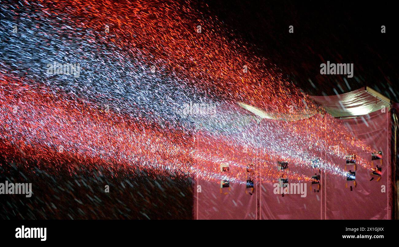 Probe für die Eröffnungszeremonie der FIS-Ski-Weltmeisterschaft 2013 im Planai-Stadion in Schladming, Österreich am 4. Februar 2013. - 20130202 PD3371 - Rechteinfo: Rechte verwaltet (RM) Stockfoto
