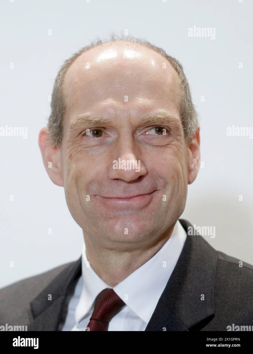 Der ernannte Vorsitzende der Hypo Alpe Adria Bank Martin Czurda während einer Pressekonferenz am 19. Dezember 2013 in Wien. - 20131219 PD1276 - Rechteinfo: Rechte verwaltet (RM) Stockfoto