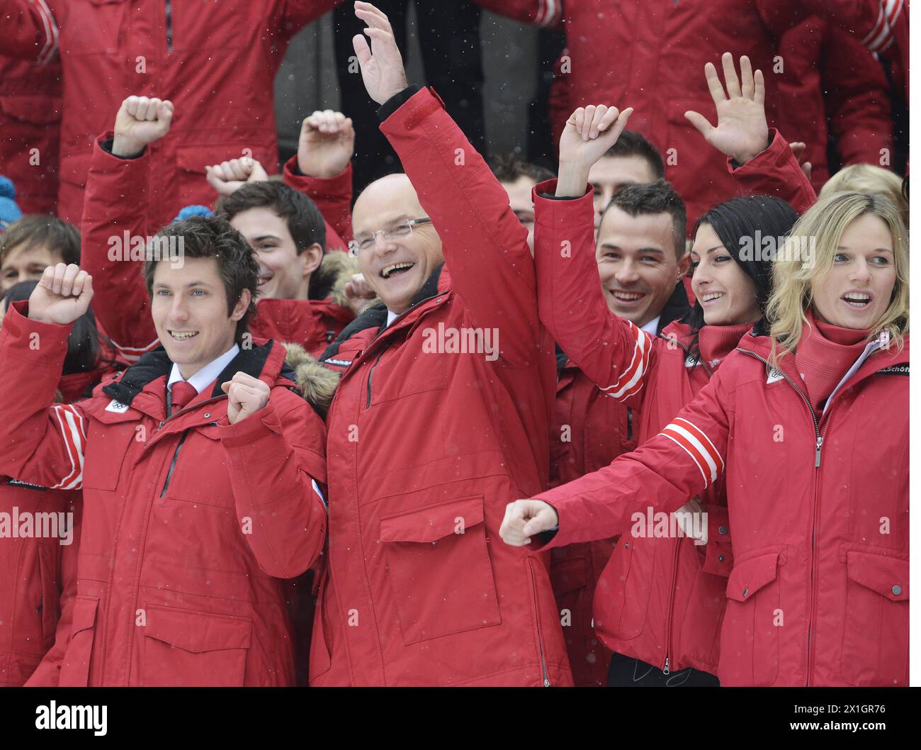 Die österreichische Mannschaft der Olympischen Winterspiele in Sotschi posiert für ein Foto auf der Hofburg in Wien, Österreich, 29. Januar 2014. - 20140129 PD0910 - Rechteinfo: Rechte verwaltet (RM) Stockfoto
