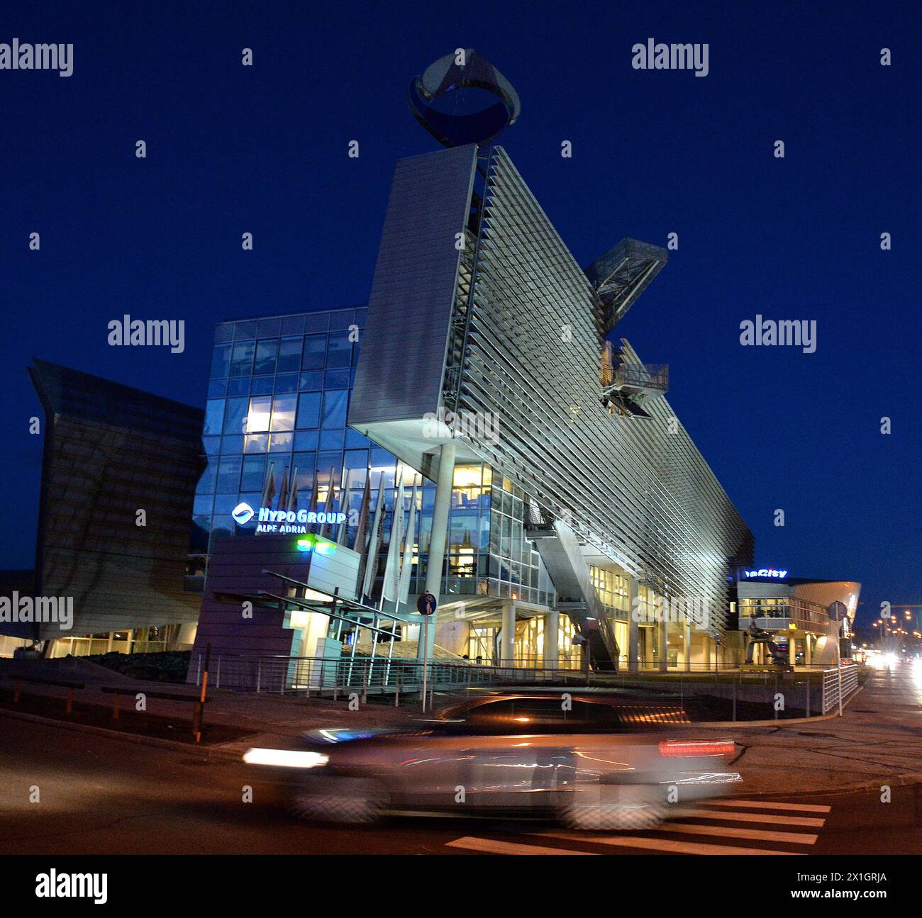 Bilder des Firmengebäudes der Hypo Alpe-Adria Bank in Klagenfurt, Kärnten, Österreich, 15.02.2014. - 20140214 PD11083 - Rechteinfo: Rights Managed (RM) Stockfoto