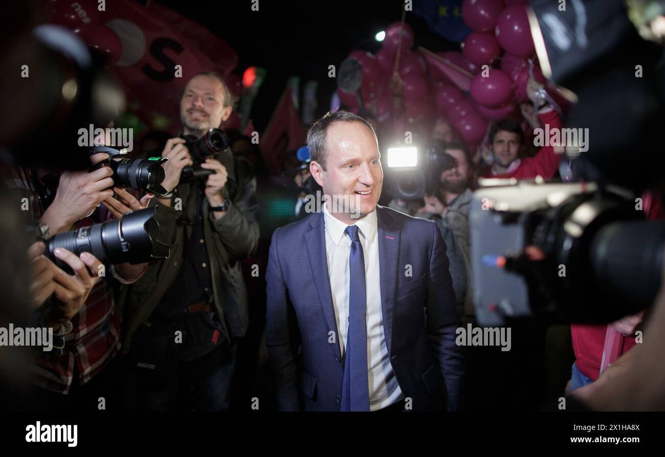 NEOS-Parteivorsitzender Matthias Strolz vor einer TV-Debatte am 12. Oktober 2017 in Wien vor den österreichischen Parlamentswahlen am 15. Oktober. - 20171012 PD6012 - Rechteinfo: Rechte verwaltet (RM) Stockfoto