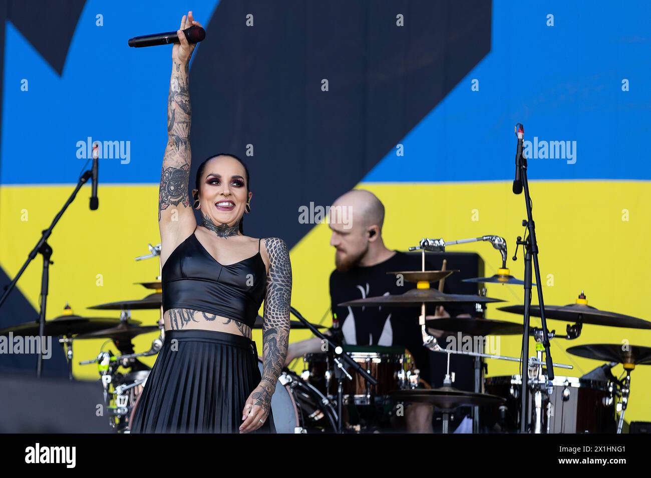 Nova Rock 2022 - das Festival findet vom 9. Bis 12. Juni 2022 statt. FOTO: Foto am 11. Juni 2022. Sängerin Tatiana Shmailyuk der ukrainischen Band Jinjer - 20220611 PD2989 - Rechteinfo: Rights Managed (RM) Stockfoto