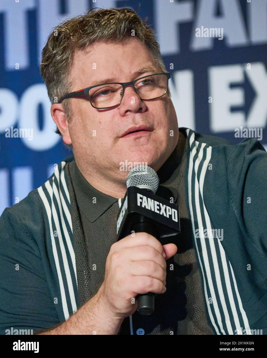 PHILADELPHIA, PA, USA - 03. JUNI 2023: Fragen und Antworten von Sean Astin auf der FAN EXPO im Pennsylvania Convention Center. Stockfoto