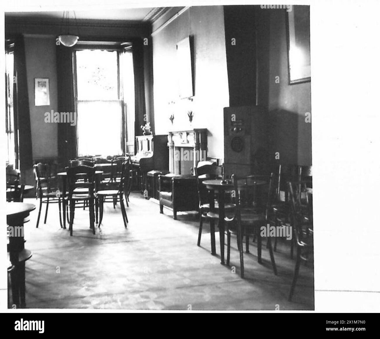 Innenansicht des K.O.S.B. Memorial Club in Edinburgh für fotografische Aufzeichnungen von schottischen Regimentern, British Army. Stockfoto