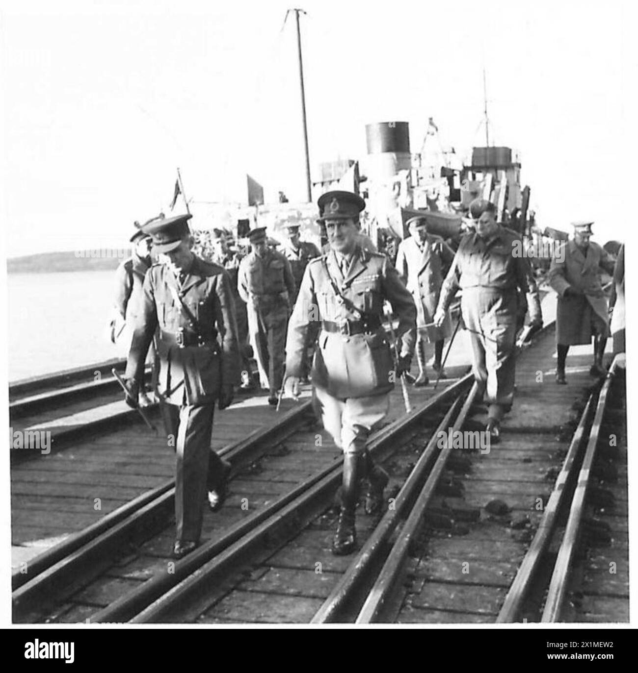 Der Oberbefehlshaber der Home Forces inspiziert einen Militärhafen der britischen Armee während einer Tour in Schottland. Stockfoto