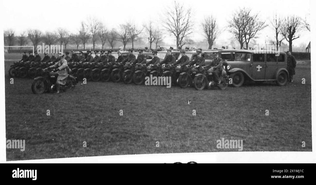 Schützen des Signals stehen in Formation auf einer Parade in Colchester unter der britischen Armee. Stockfoto