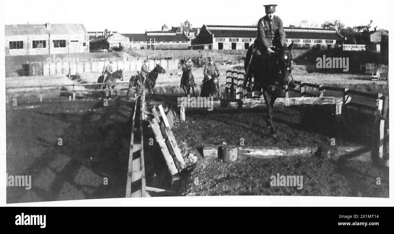 Historische Aufzeichnungen über die britische Armee in den Jahren 1939 bis 1945, die Militärpersonal, Operationen und Kriegsaktivitäten zeigen. Stockfoto