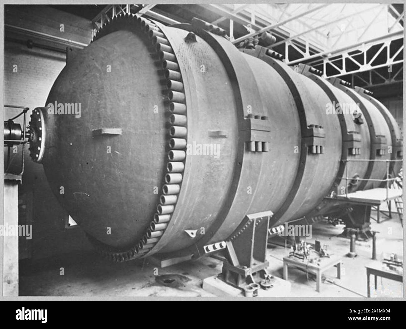 Drucklufttunnel, der von der Royal Air Force zum Testen von Flugzeugmodellen verwendet wird, um die aerodynamische Leistung unter kontrollierten Bedingungen zu messen. Stockfoto