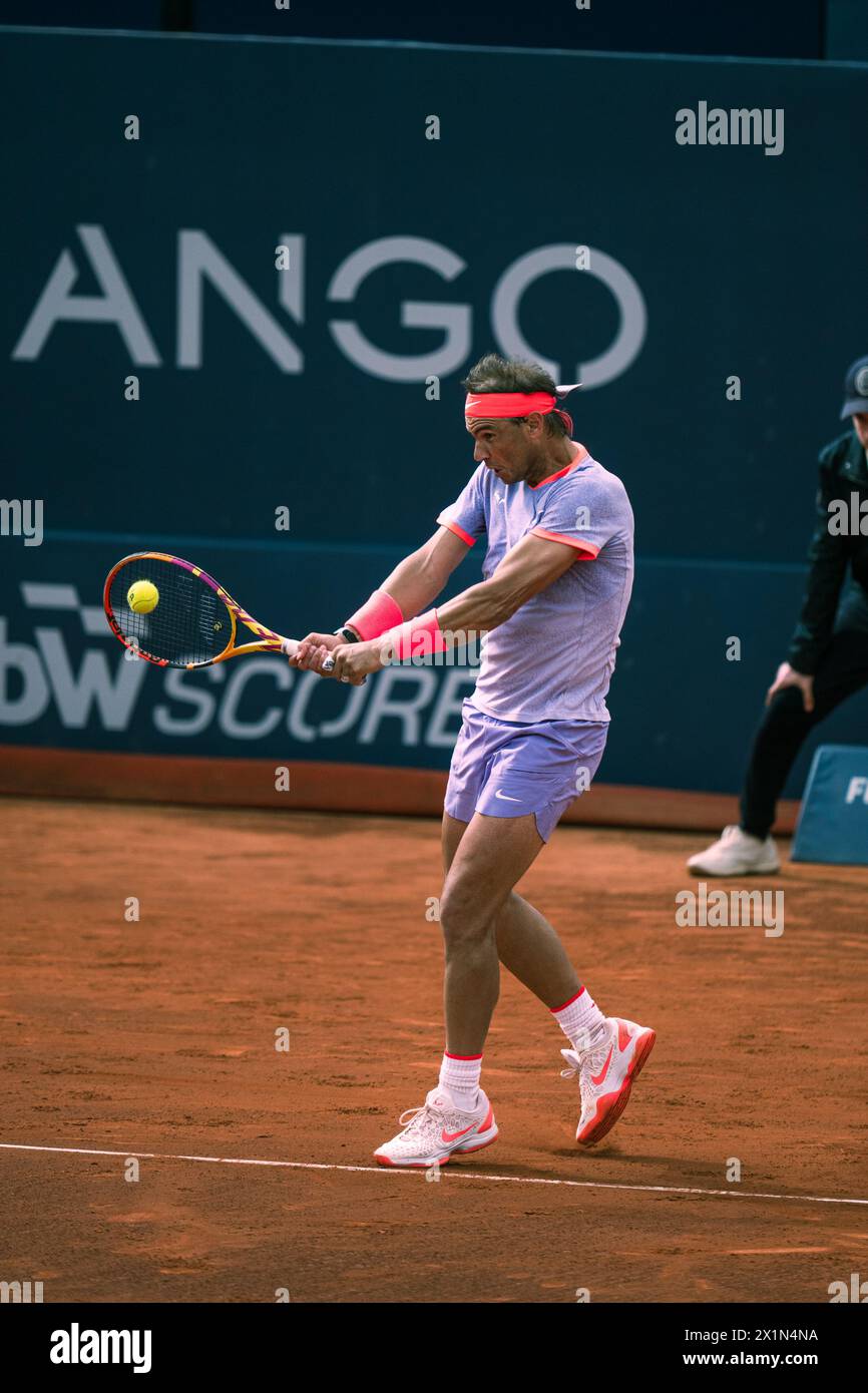 Barcelona, Spanien, 17. April 2024. Sabadell Open Banc – Conde de de Godo Trophy 71 – Alex de Minaur (aus) gegen Rafael Nadal (ESP). Quelle: JG/Alamy Live News Stockfoto
