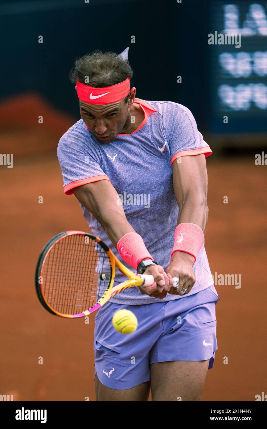 Barcelona, Spanien, 17. April 2024. Sabadell Open Banc – Conde de de Godo Trophy 71 – Alex de Minaur (aus) gegen Rafael Nadal (ESP). Quelle: JG/Alamy Live News Stockfoto