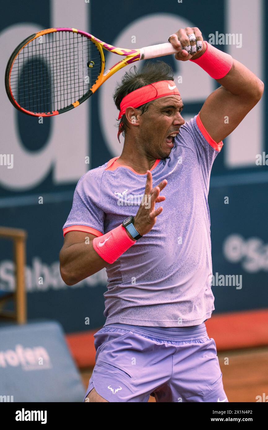 Barcelona, Spanien, 17. April 2024. Sabadell Open Banc – Conde de de Godo Trophy 71 – Alex de Minaur (aus) gegen Rafael Nadal (ESP). Quelle: JG/Alamy Live News Stockfoto
