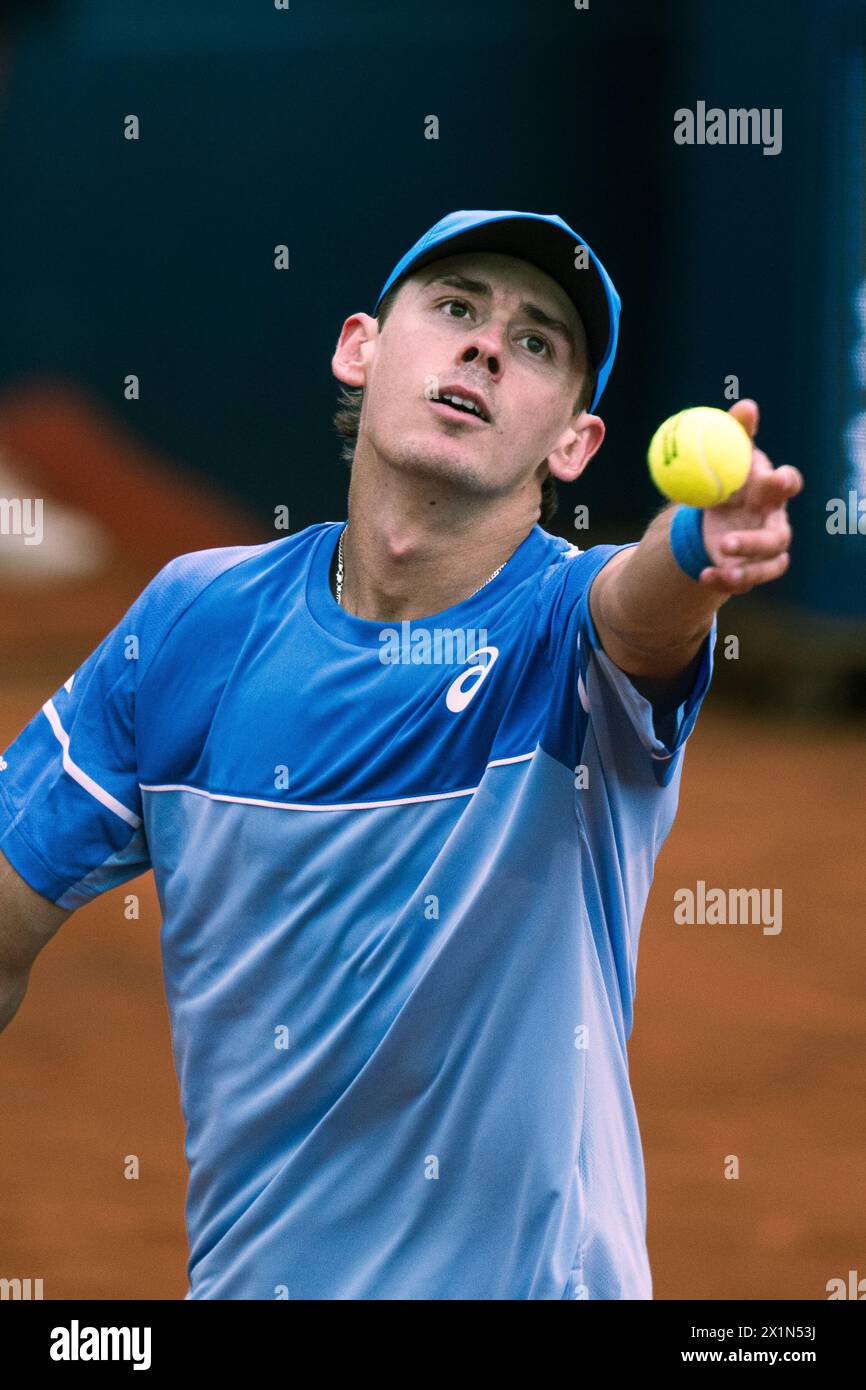 Barcelona, Spanien, 17. April 2024. Sabadell Open Banc – Conde de de Godo Trophy 71 – Alex de Minaur (aus) gegen Rafael Nadal (ESP). Quelle: JG/Alamy Live News Stockfoto