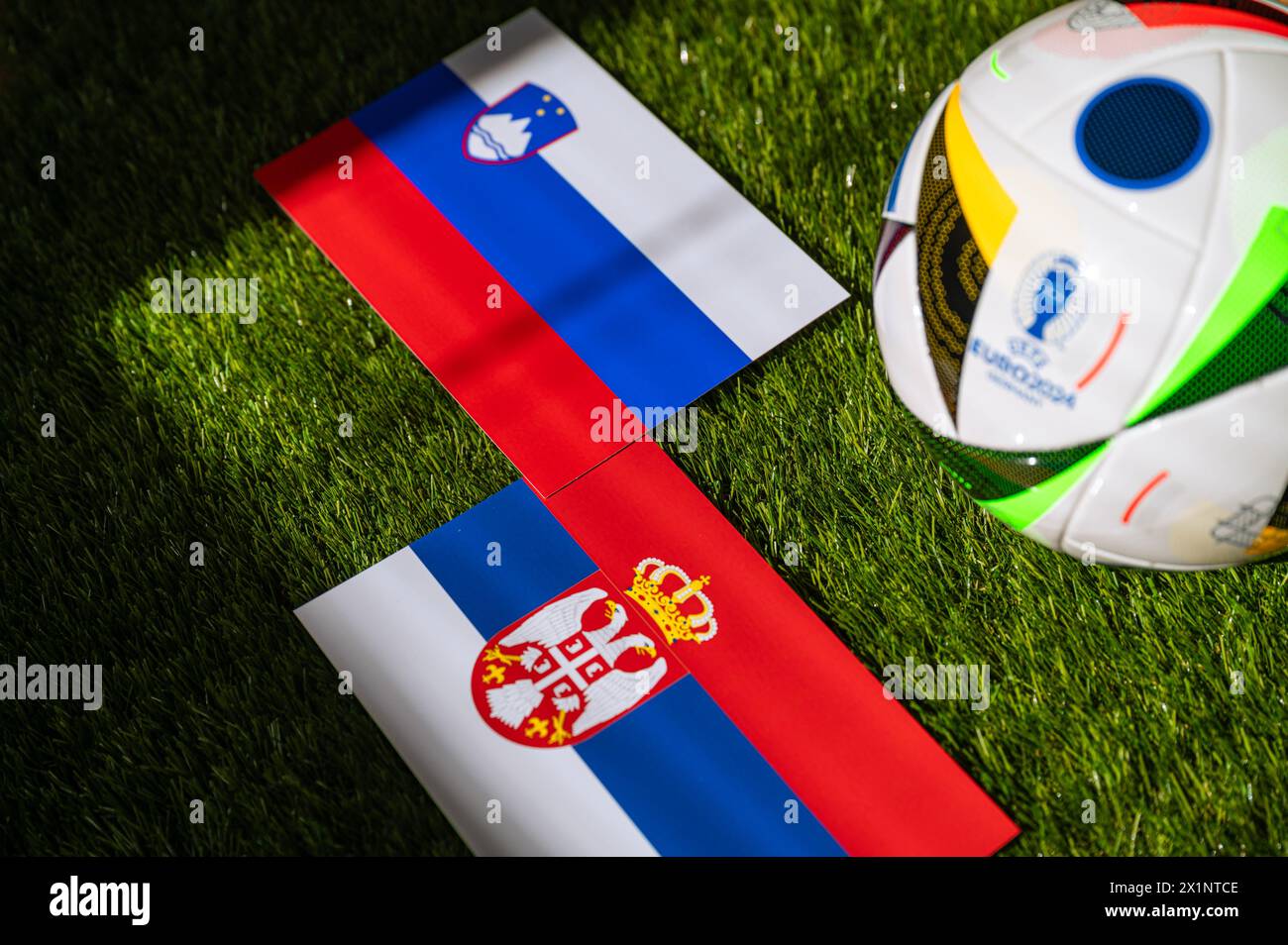 LEIPZIG, DEUTSCHLAND, 17. APRIL 2024: Slowenien gegen Serbien, Fußball der Gruppe C der Euro 2024 in der Münchener Fußballarena, München, 20. Juni 2024, offizieller Ball o Stockfoto