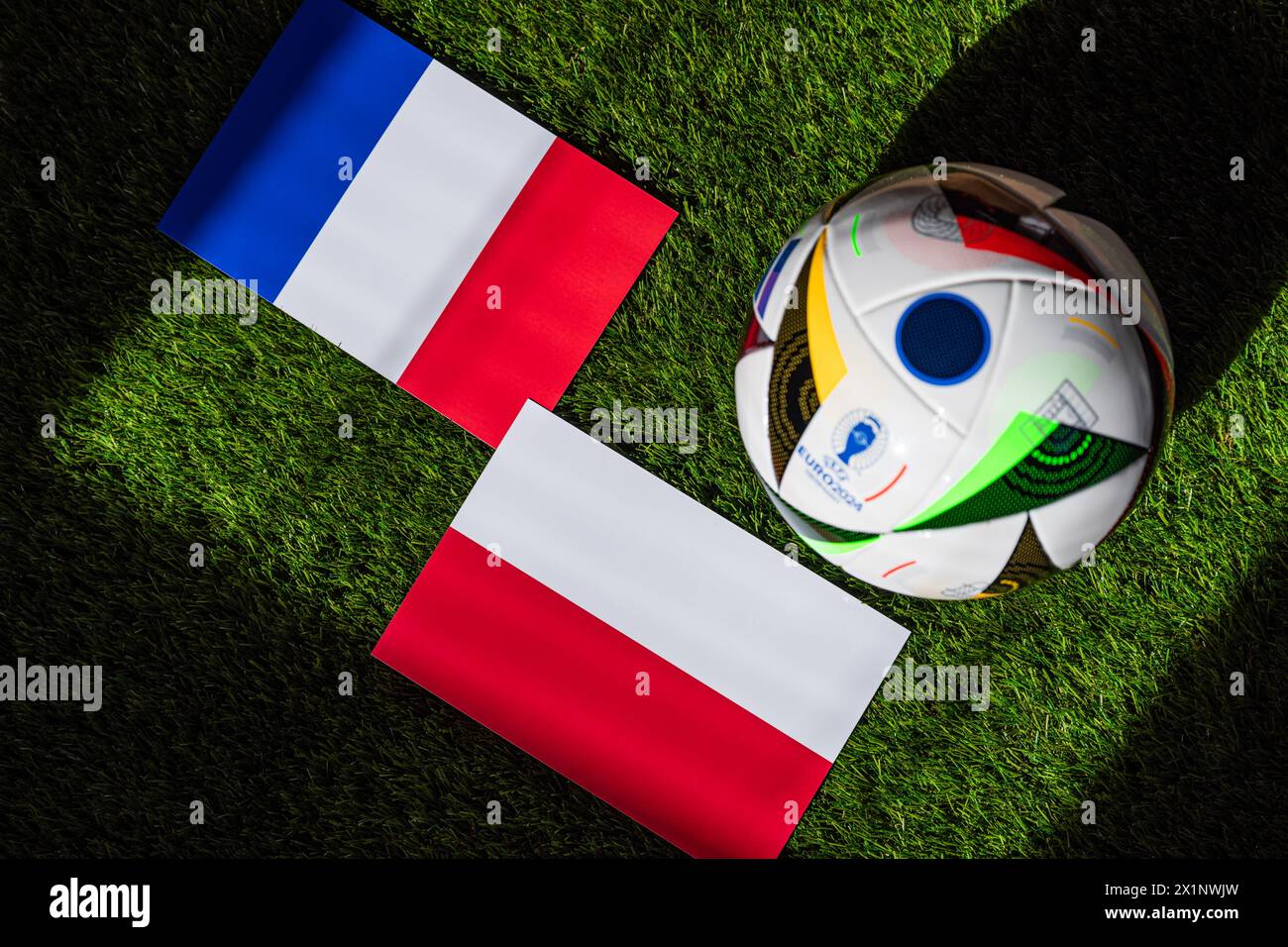 MÜNCHEN, DEUTSCHLAND, 17. APRIL 2024: Frankreich gegen Polen, Fußball-EM 2024 Gruppe D im BVB Stadion Dortmund, Dortmund, 25. Juni 2024, offizieller Ball an Stockfoto