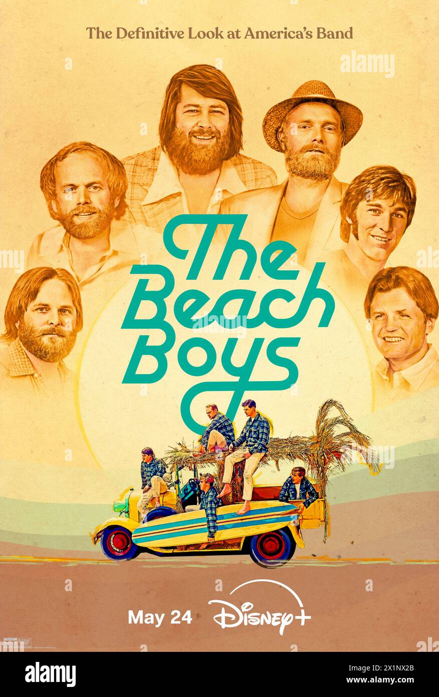 The Beach Boys (2024) unter der Regie von Frank Marshall und Thom Zimny, ein Dokumentarfilm, der die legendäre Band feiert, die die Popmusik revolutionierte und den harmonischen Sound kreierte, der den California Dream verkörperte. Werbeplakat.***NUR REDAKTIONELLE VERWENDUNG*** Guthaben: BFA / Disney+ Stockfoto