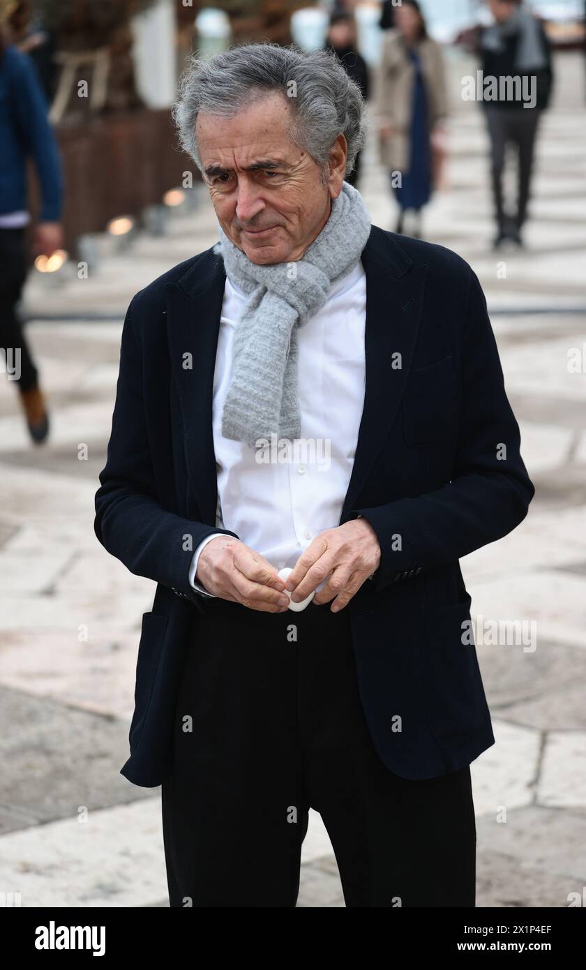 Venedig, Italien. April 2024. Private Veranstaltung von Herrn und Frau Pinault bei der Giorgio Cini Stiftung in Venedig, Foto: Bernard-Henri Lévy Credit: Unabhängige Fotoagentur/Alamy Live News Stockfoto