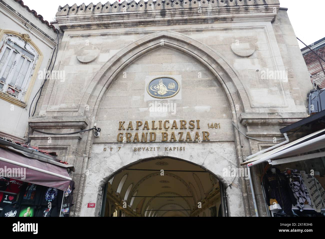 ISTANBUL, TÜRKEI, 12. Mai 2023: Großer Basar in Istanbul, Türkei. Stockfoto