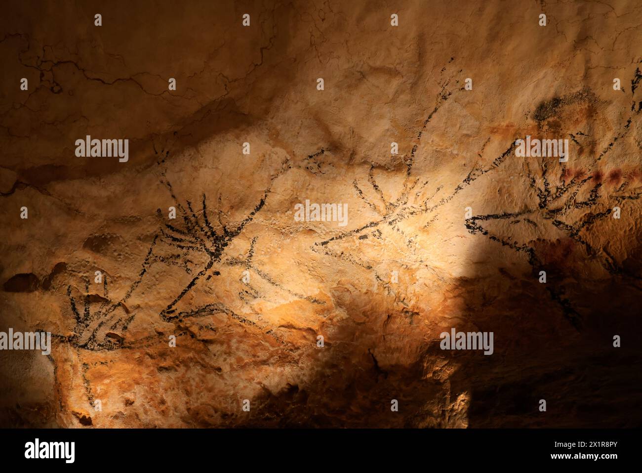 Lascaux IV, International Center for Cave Art (Centre international de l'Art pariétal), präsentiert unter anderem ein vollständiges Faksimile aller d Stockfoto