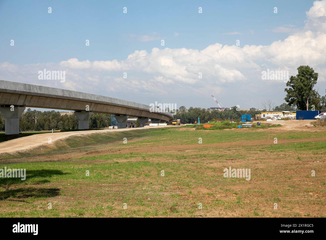 Sydney Metro Western Sydney Airport Rail Transit Line wird gebaut, um Western Sydney Airport nach St Marys zu fahren, Abbildung Viaduktbau Luddenham Stockfoto