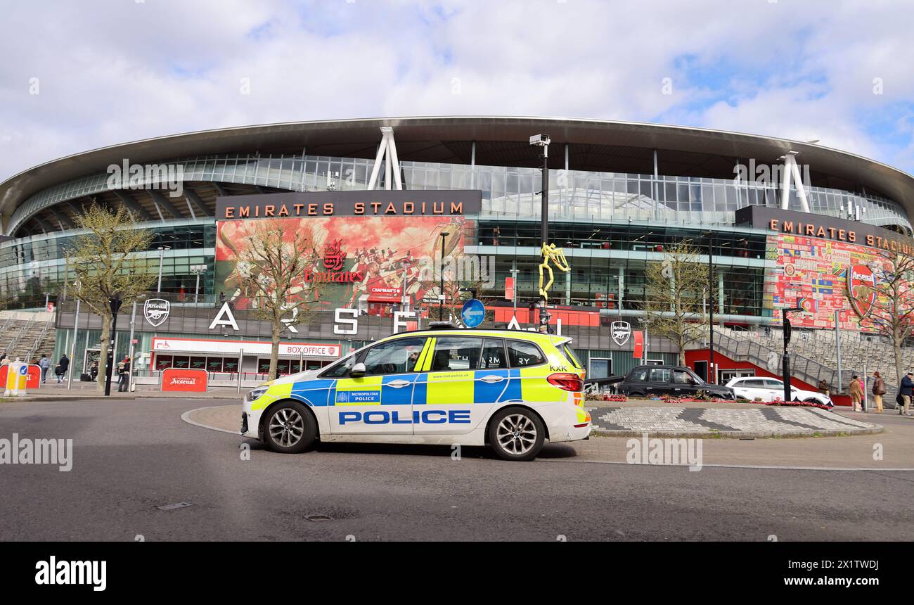 PIC zeigt: Arsenal Emirates Stadion vor Champions League Spiel gegen Bayern München April 2024 Bild gavin rodgers/pixel8000 Stockfoto