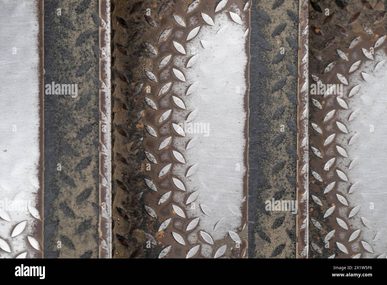 Abgenutzte Treppe, Eiffelturm, Paris, Ile-de-France, Frankreich Stockfoto