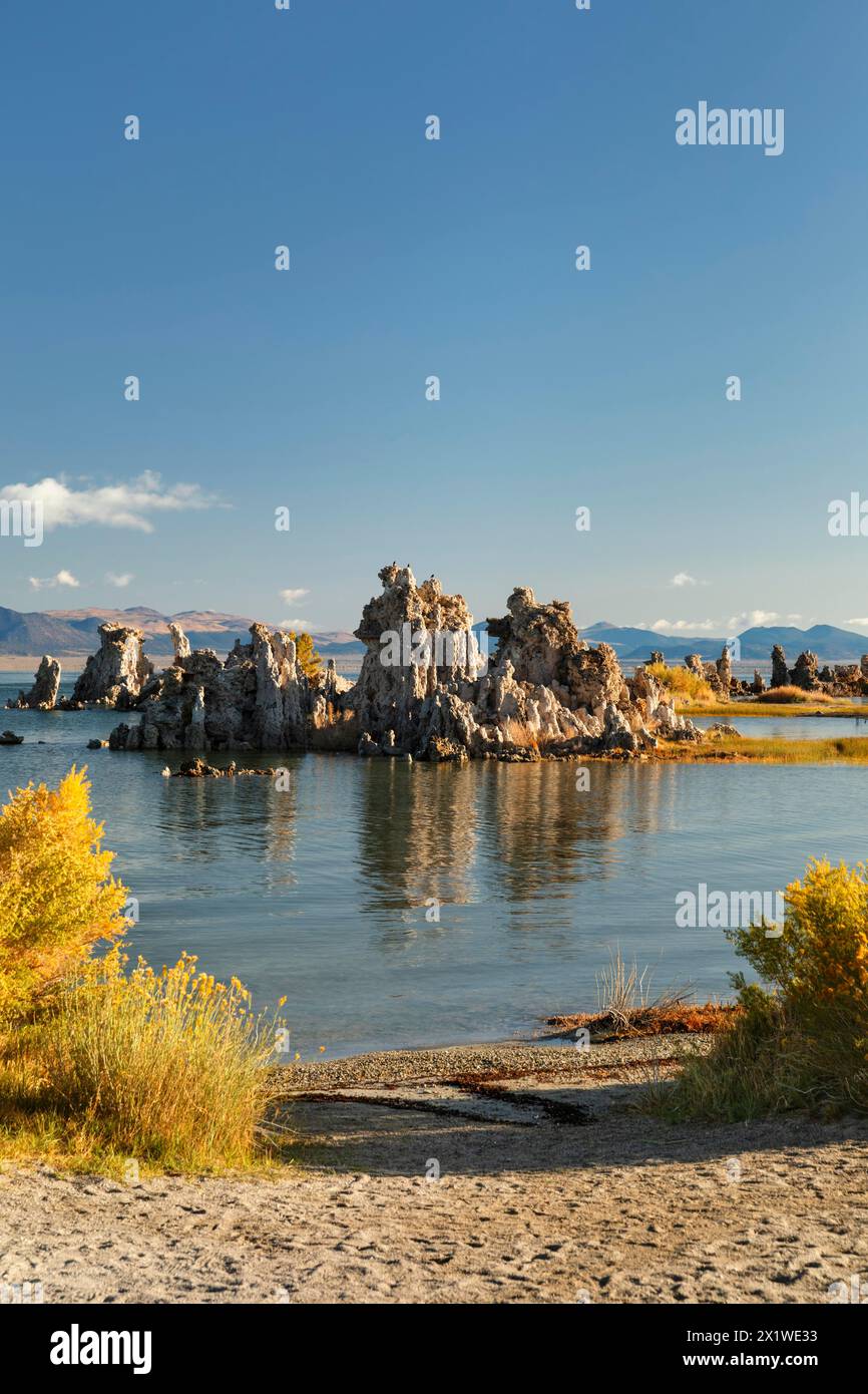 Tufa-Formationen im Mono Lake, Mono Lake Tufa State Reserve, Kalifornien, USA, Mono Lake Tufa State Reserve, Kalifornien, USA Stockfoto