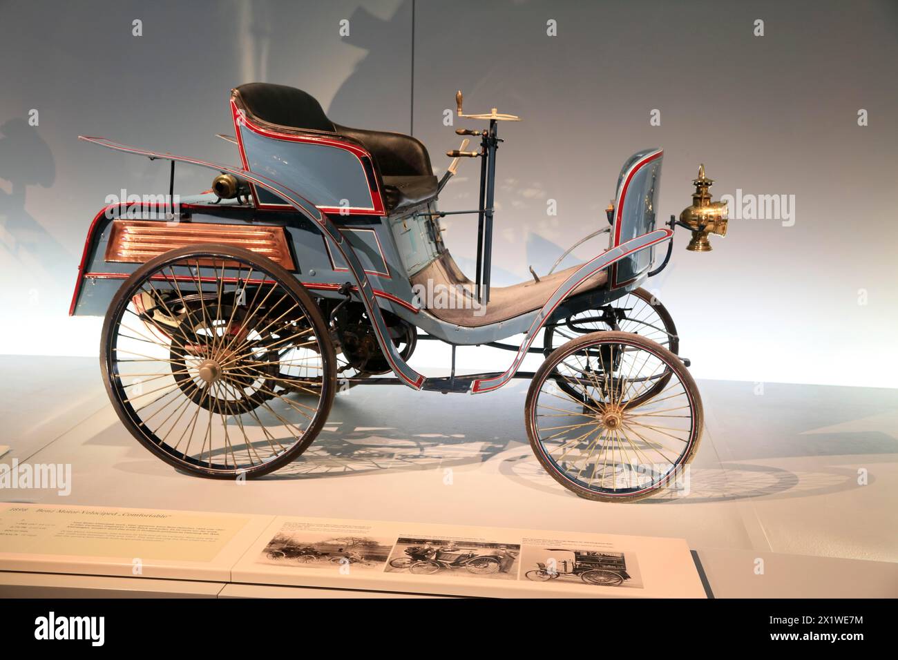 Benz Motor-Velociped komfortabel ab 1898, Mercedes-Benz Museum, Stuttgart, Baden-Württemberg, Deutschland Stockfoto