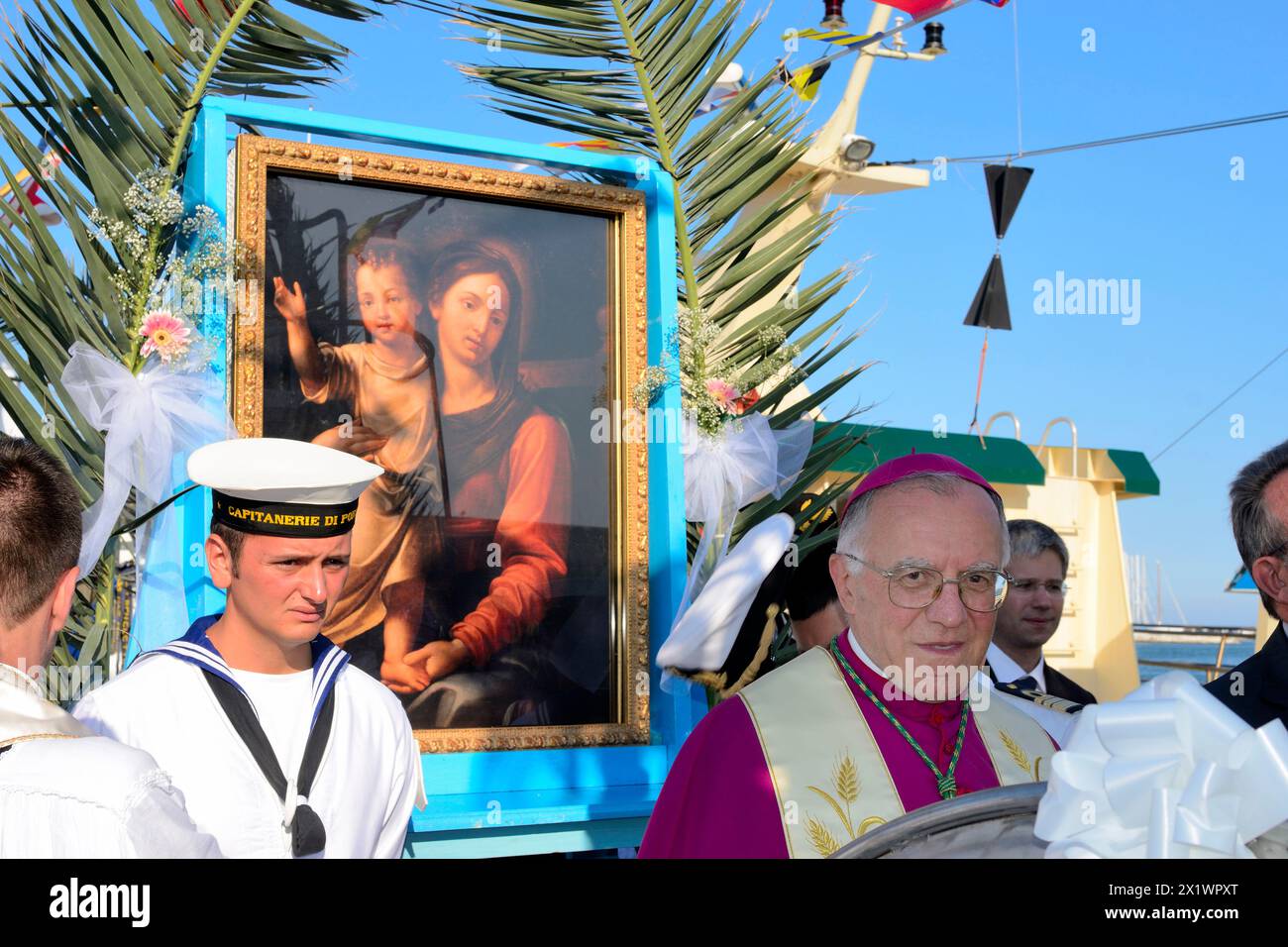 Prozession im Meer. Fest der Madonna Della Marina. San Benedetto Del Tronto. Marken Stockfoto