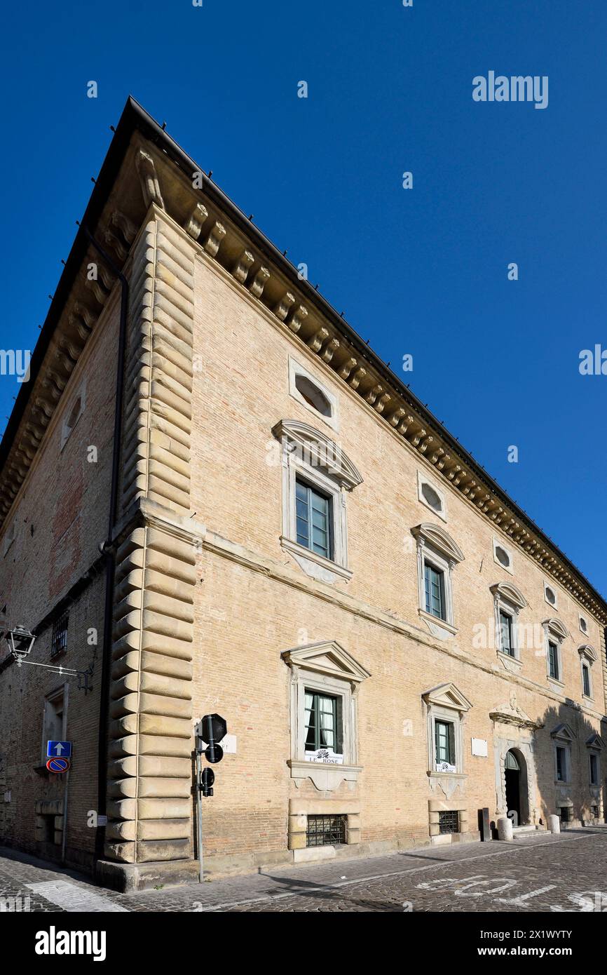 Martinozzi-Palast. Fano. Marken. Italien Stockfoto