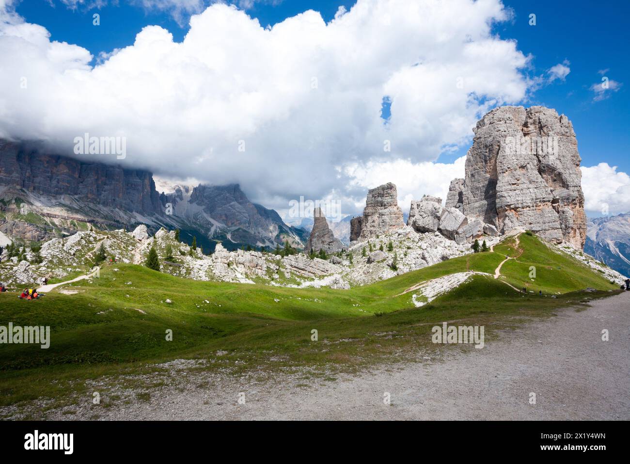 Blick auf die Gipfel der fünf Türme, italienische dolomiten. Giau Pass Stockfoto