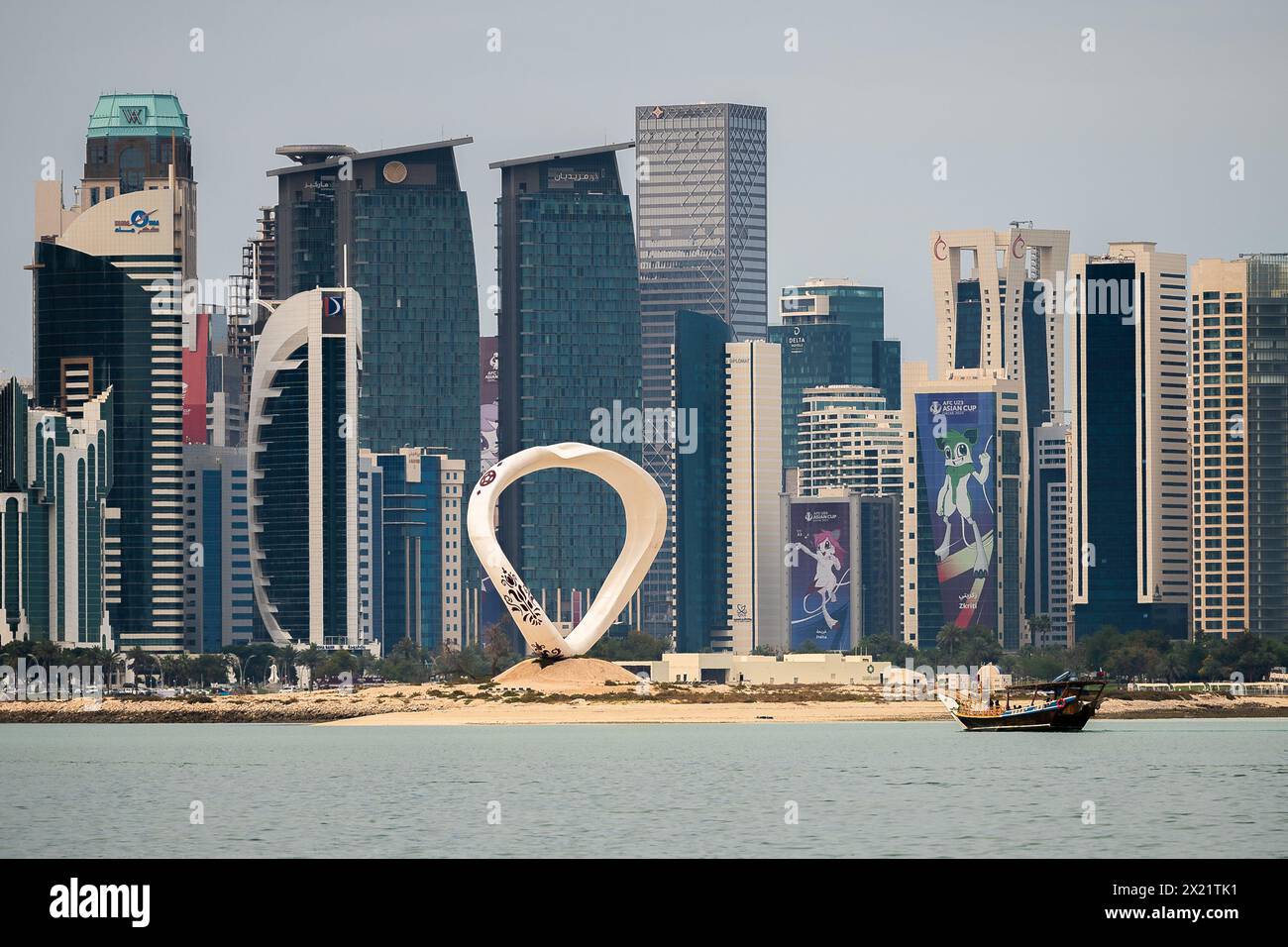 Skyline Doha am Nachmittag in Doha Corneach, Katar 10-04-2024 Stockfoto