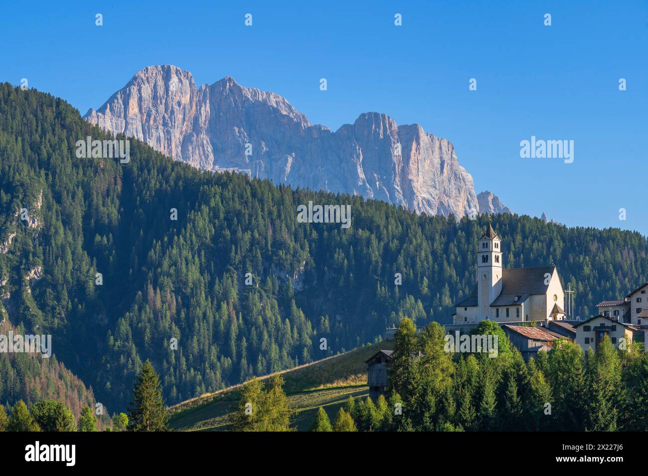 Colle Santa Lucia mit der Civetta, Provinz Belluno, Südtirol, Alpen, Dolomiten, Veneto, Venetien, Italien Stockfoto