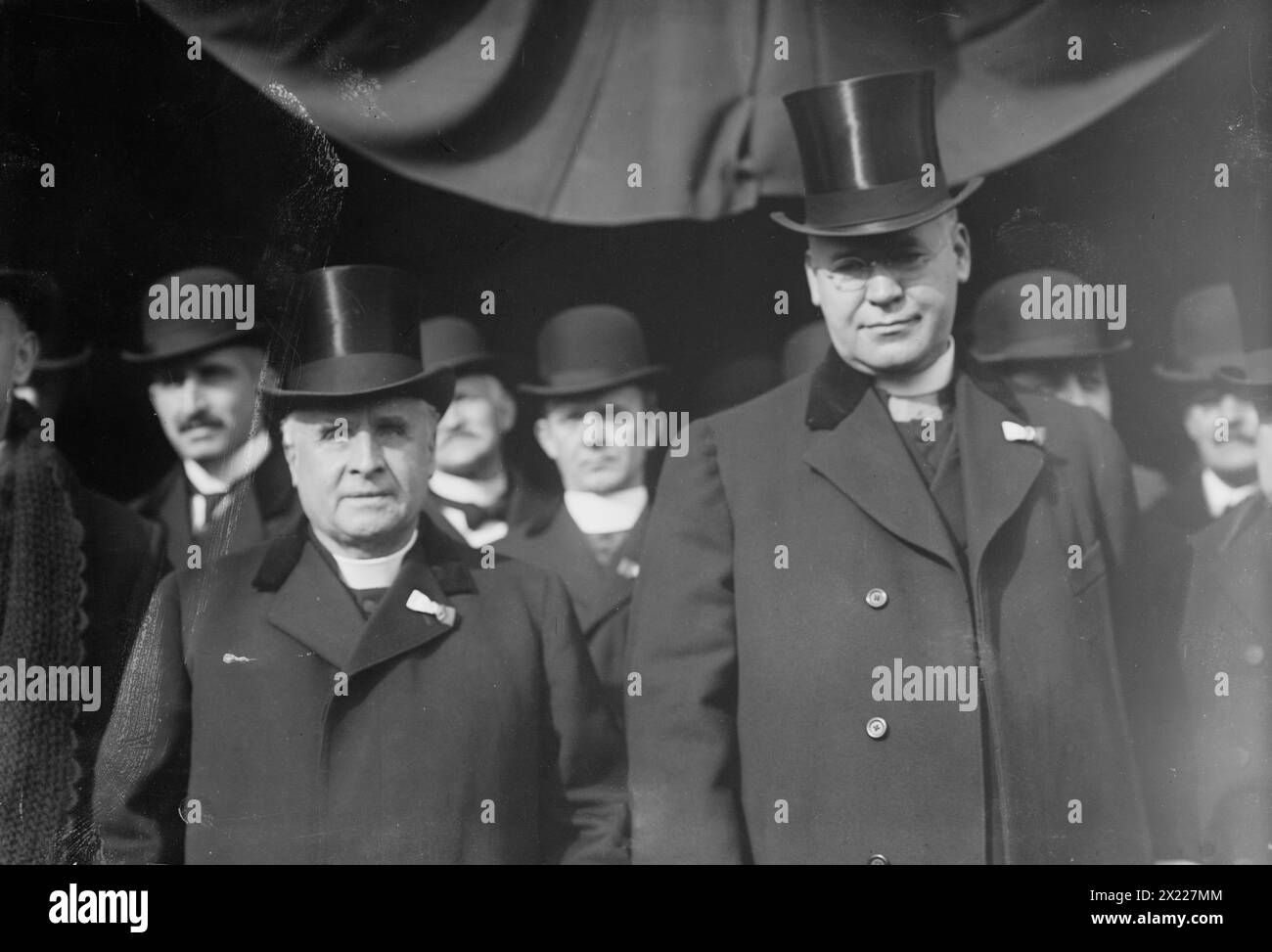 Farley [und] O'Connell, [1911?]. Zeigt John Cardinal Murphy Farley ...