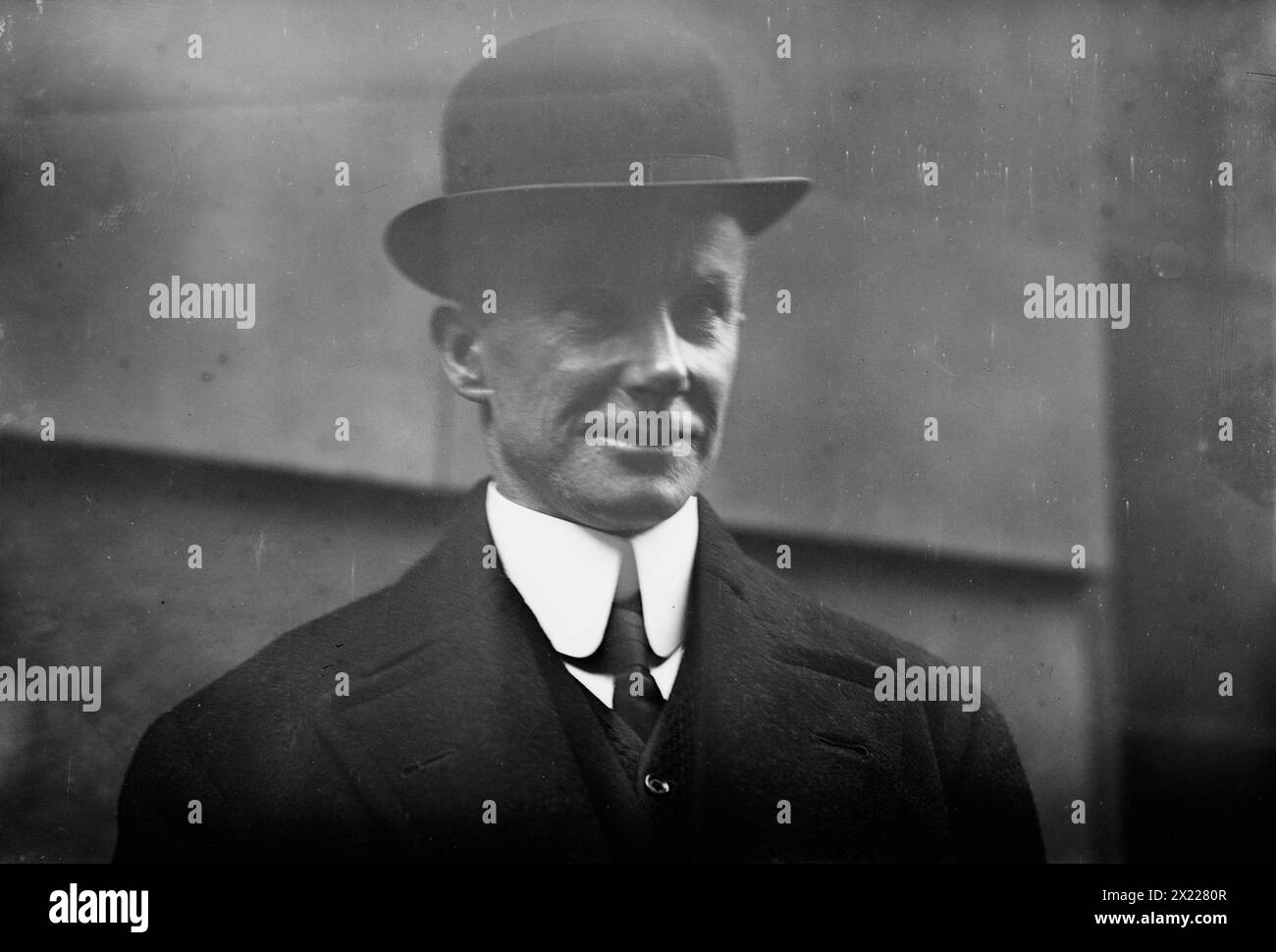 Captain Arthur Henry Rostron von der Karpaten, der Überlebende der Titanic rettete (1912?). Stockfoto