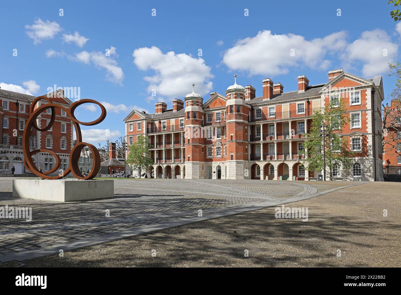 Chelsea College of Art (ehemals Royal Army Medical College), John Islip Street, Westminster. Block E Südlage, Innenhof und Café. Stockfoto