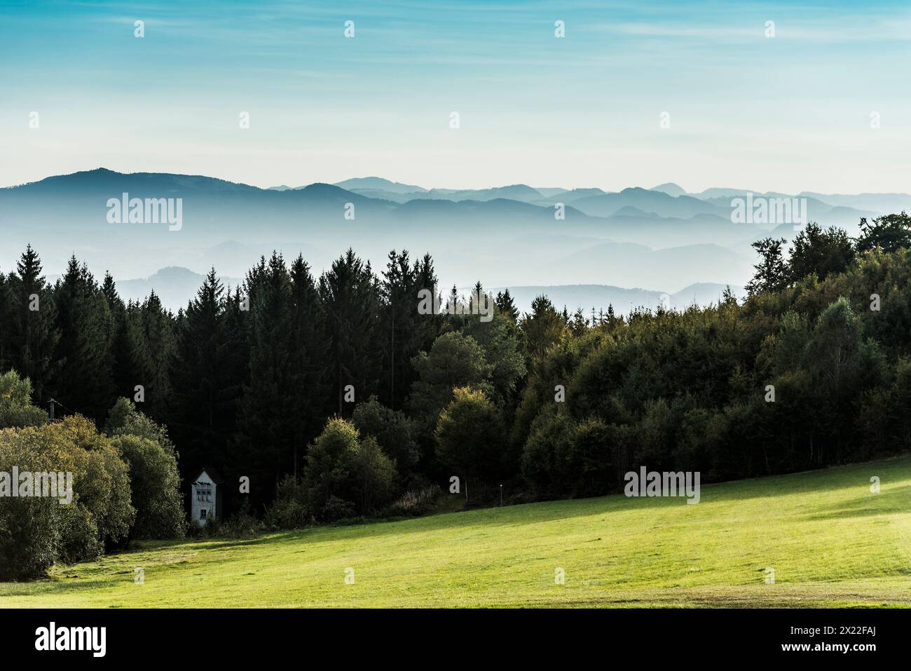 Blick auf das Rheintal und die Schweizer Jura, Rickenbach, Hotzenwald, Südschwarzwald, Schwarzwald, Baden-Württemberg, Deutschland Stockfoto
