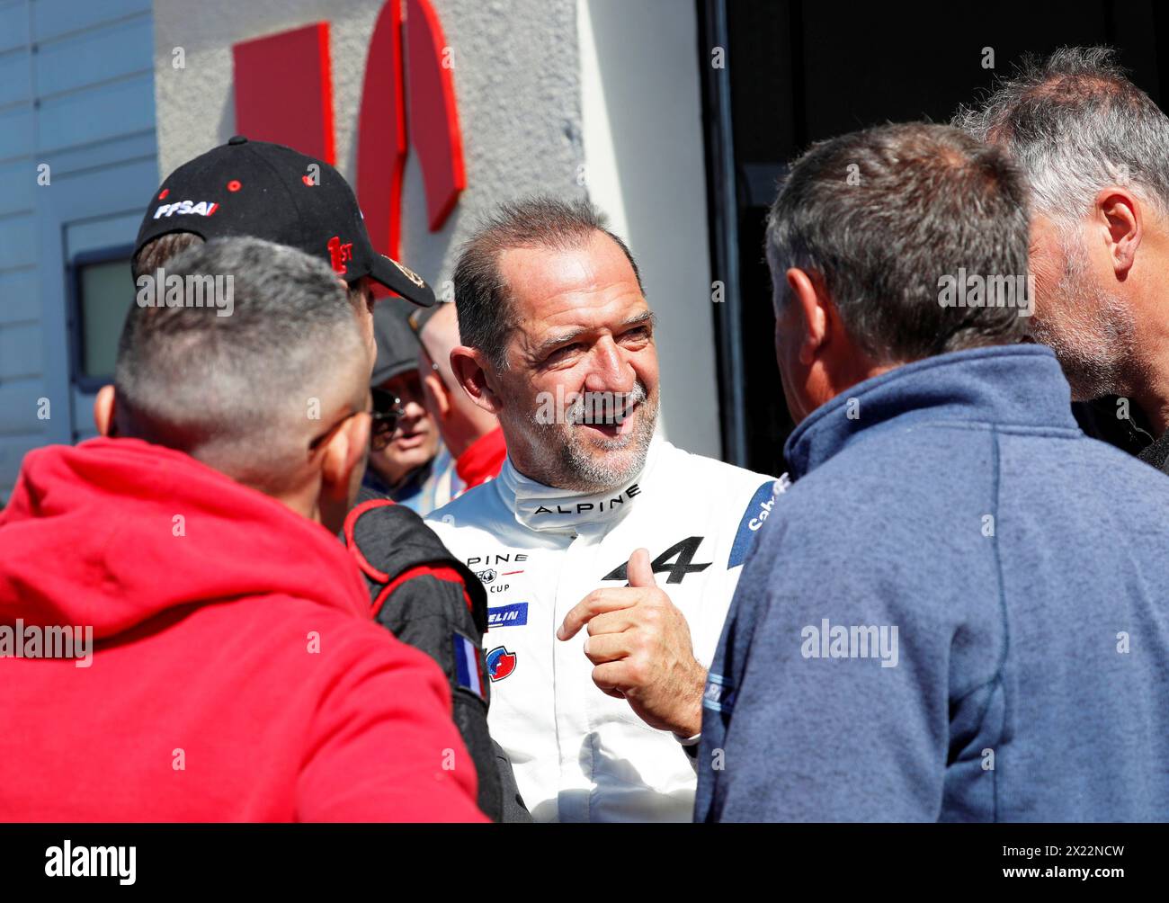 Le Castellet, Frankreich. April 2024. © PHOTOPQR/NICE MATIN/Frank Muller ; Le castellet ; 19/04/2024 ; Circuit paul ricard GP Prix de France Historique au Castellet du 19 au 21 avril 2024 stephane de Groodt - historischer großer Preis von Frankreich 19.-20.-21. April 2024 | Circuit Paul Ricard Credit: MAXPPP/Alamy Live News Stockfoto