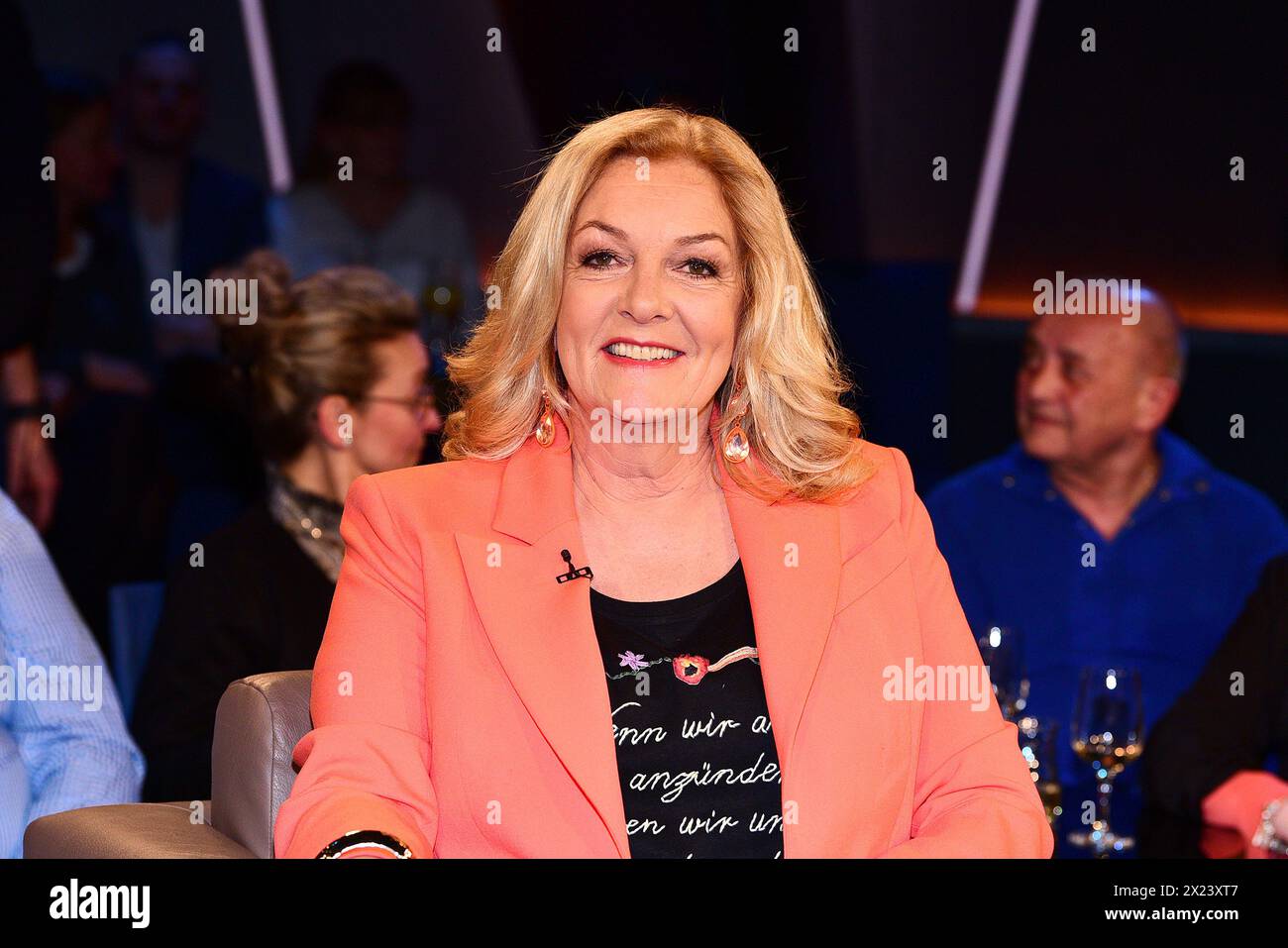 Bettina Tietjen bei der NDR Talk Show am 19.04.2024 in Hamburg Stockfoto