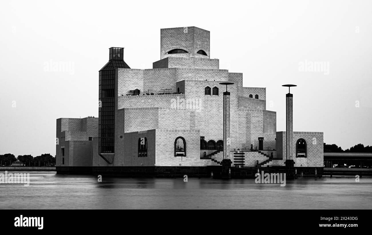 Museum für islamische Kunst MIA, befindet sich an der Doha Corniche, Katar Stockfoto