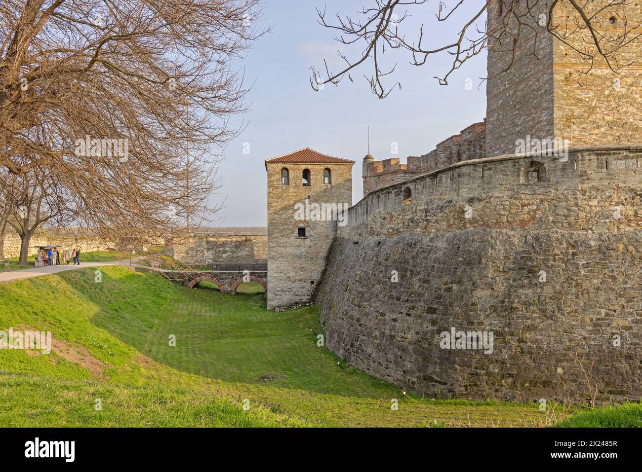 Vidin, Bulgarien - 16. März 2024: Festung Baba Vida Historisches Wahrzeichen mittelalterliche Burg am Donaufrühlingstag. Stockfoto