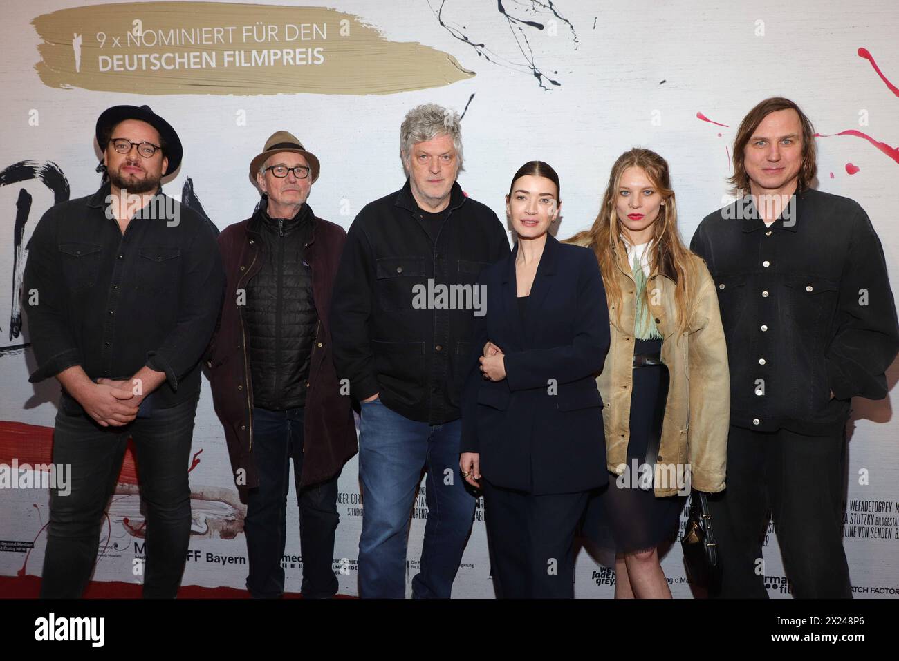 Hamburg Premiere Sterben Ronald Zehrfeld, Hans-Uwe Bauer, Matthias Glasner, Anna Bederke, Lilith Stangenberg, Lars Eidinger, Hamburg Premiere Sterben , Zeise Kinos Hamburg, 19.04.2024 *** Hamburg Premiere Sterben Ronald Zehrfeld, Hans Uwe Bauer, Matthias Glasner, Anna Bederke, Lilith Stangenberg, Lars Eidinger, Hamburg Premiere Sterben , Zeise Kinos Hamburg, 19 04 2024 Copyright: xEventpressxBecherx Stockfoto