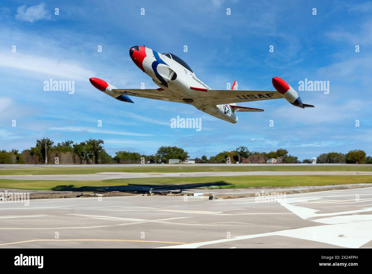 T33 Thunderbird vor dem Sun n Fun Florida Air Museum in Lakeland Stockfoto