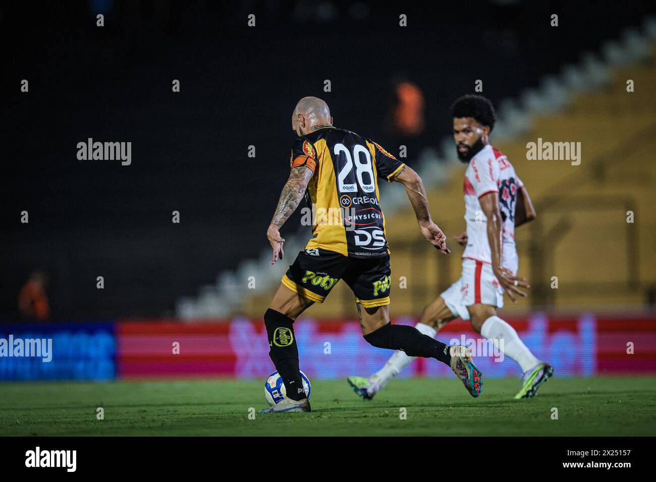 Novo Horizonte, Brasilien. April 2024. SP - NOVO HORIZONTE - 04/19/2024 - BRASILEIRO B 2024, NOVORIZONTINO x CRB - Marlon, Novorizontino Spieler während eines Spiels gegen CRB im Jorge Ismael de Biasi Stadion für die brasilianische B 2024 Meisterschaft. Foto: Pedro Zacchi/AGIF (Foto: Pedro Zacchi/AGIF/SIPA USA) Credit: SIPA USA/Alamy Live News Stockfoto