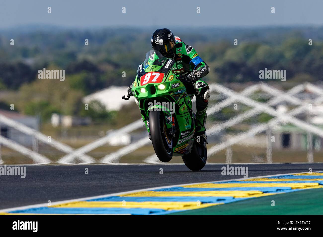 Le Mans, Frankreich. Juni 2023. 97 PLATT Chris, (GBR), WALKER Chris, (GBR), HILL Stefan, (GBR), KAWASAKI ZX10R, ADSS97, (GBR), FORMULA EWC, Aktion während des Motorrads 24 Stunden von Le Mans 2024 vom 18. bis 21. April in Le Mans, Frankreich - Foto Alexandre Guillaumot/DPPI Credit: DPPI Media/Alamy Live News Stockfoto