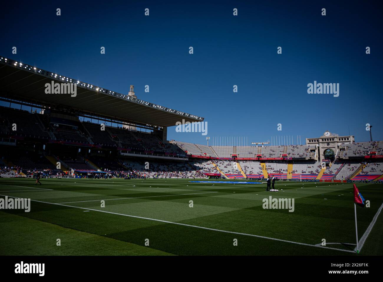 Barcelona, Spanien. April 2024. Allgemeine Ansicht des Stadions während eines Halbfinalspiels der UEFA Champions League der Frauen zwischen dem FC Barcelona und Chelsea Women bei Estadi Olímpic Lluis Companys in Barcelona, Spanien am 20. April 2024. Foto: Felipe Mondino/SIPA USA Credit: SIPA USA/Alamy Live News Stockfoto