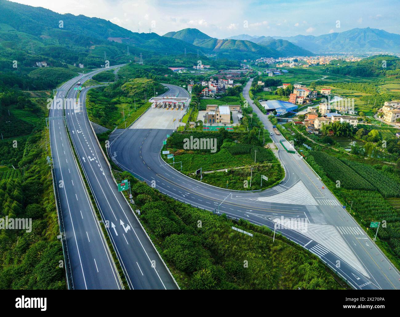 Luftaufnahmen von Autobahnkreuzen Stockfoto