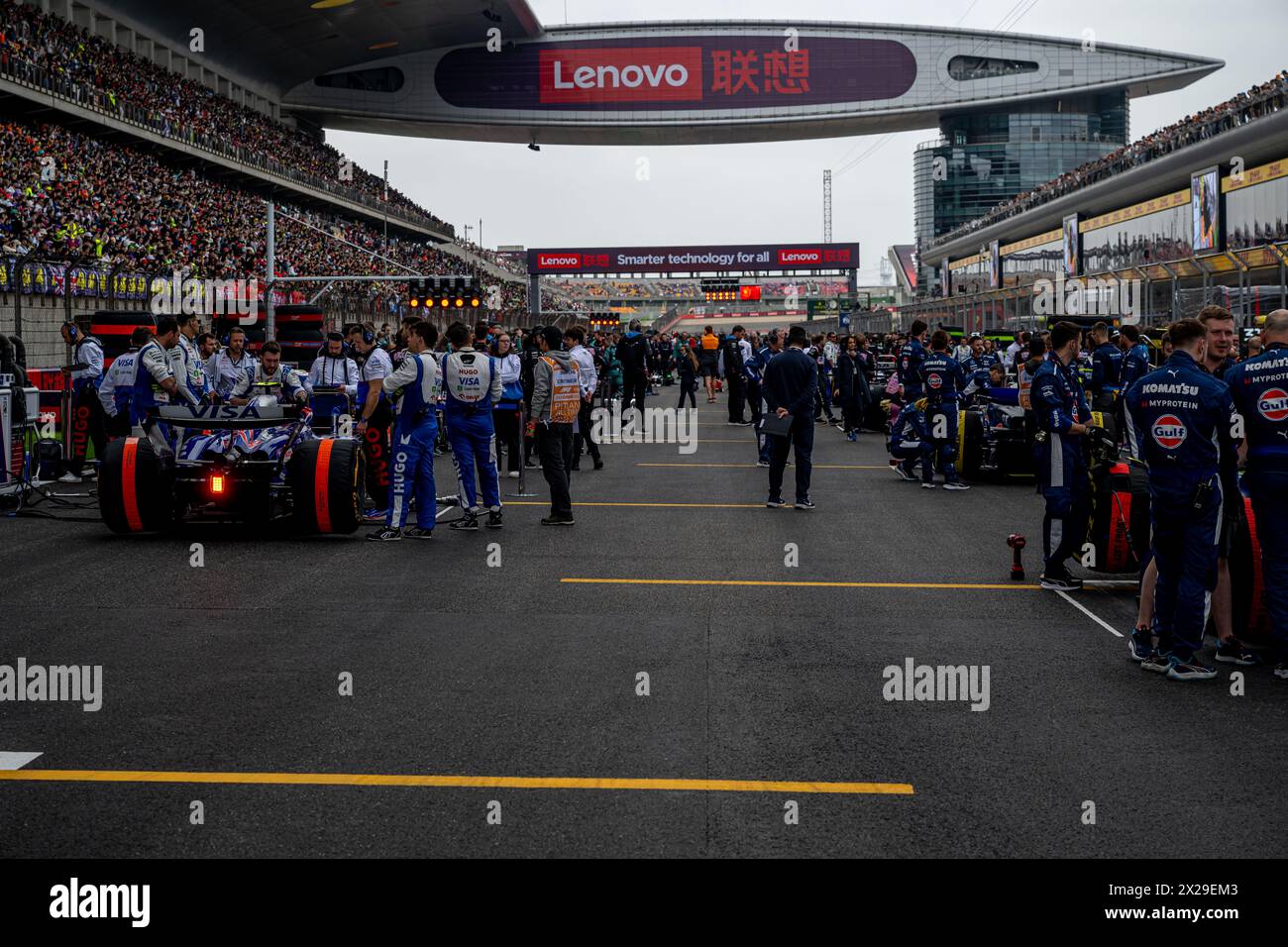 SHANGHAI, CHINA - 20. APRIL: Großer Preis von China, großer Preis von China 2024 während des Qualifyings vor dem F1 Grand Prix von China auf dem Shanghai International Circuit am 20. April 2024 in Shanghai, China. (Foto: Michael Potts/BSR Agency) Stockfoto