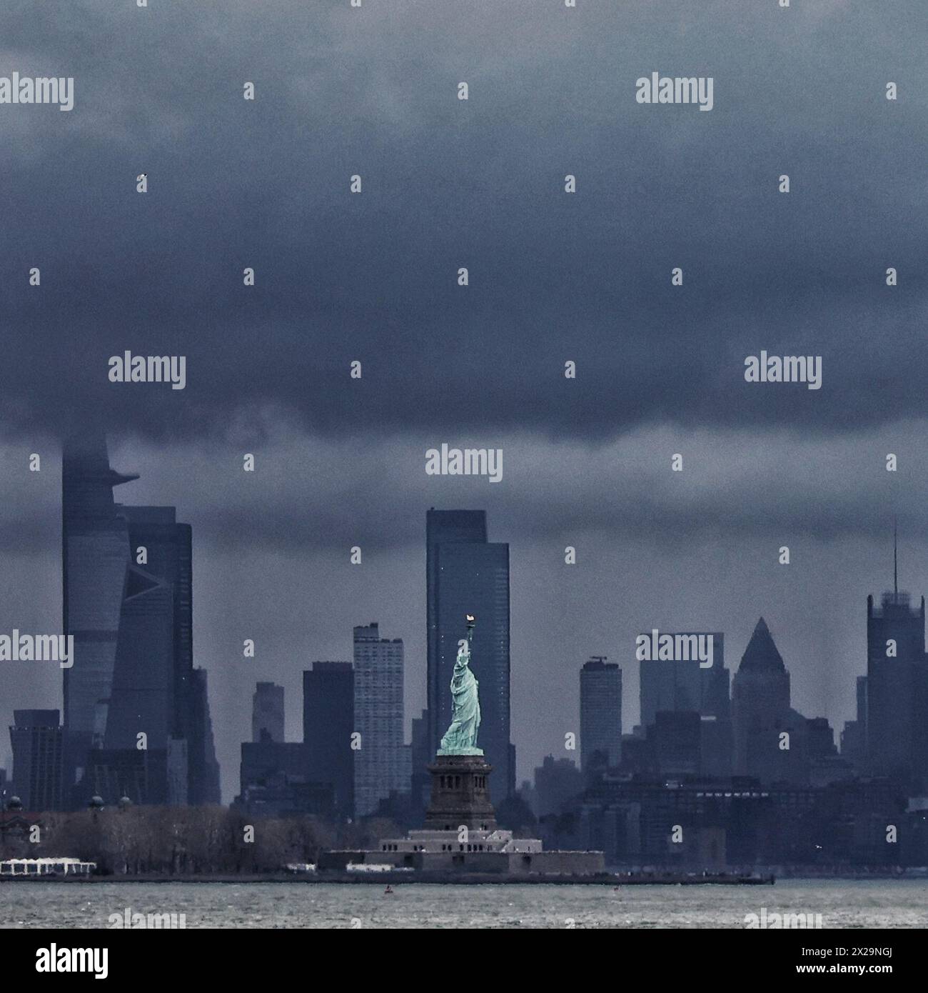 New York, USA. April 2023. Daily Life, New York, USA. Hinweis: Nidpor/Alamy Live News Stockfoto