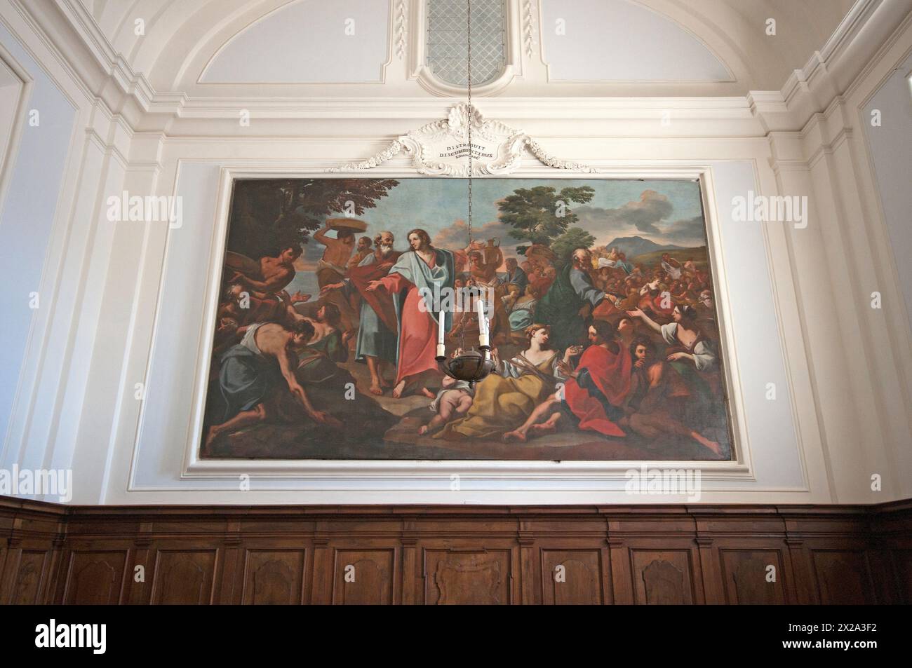 Großes Fresko mit der Darstellung der „Vermehrung der Brote und Fische“ im Refektorium, Trisulti Charterhouse, Collepardo, Latium, italien Stockfoto