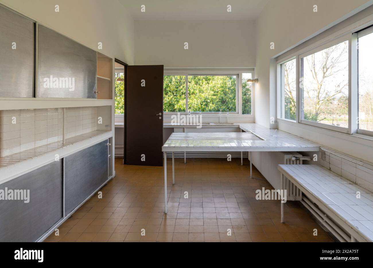 Poissy bei Paris, Villa Savoye, 1929-1931 von Le Corbusier und Pierre Jeanneret erbaut, Küche im Obergeschoß Stockfoto